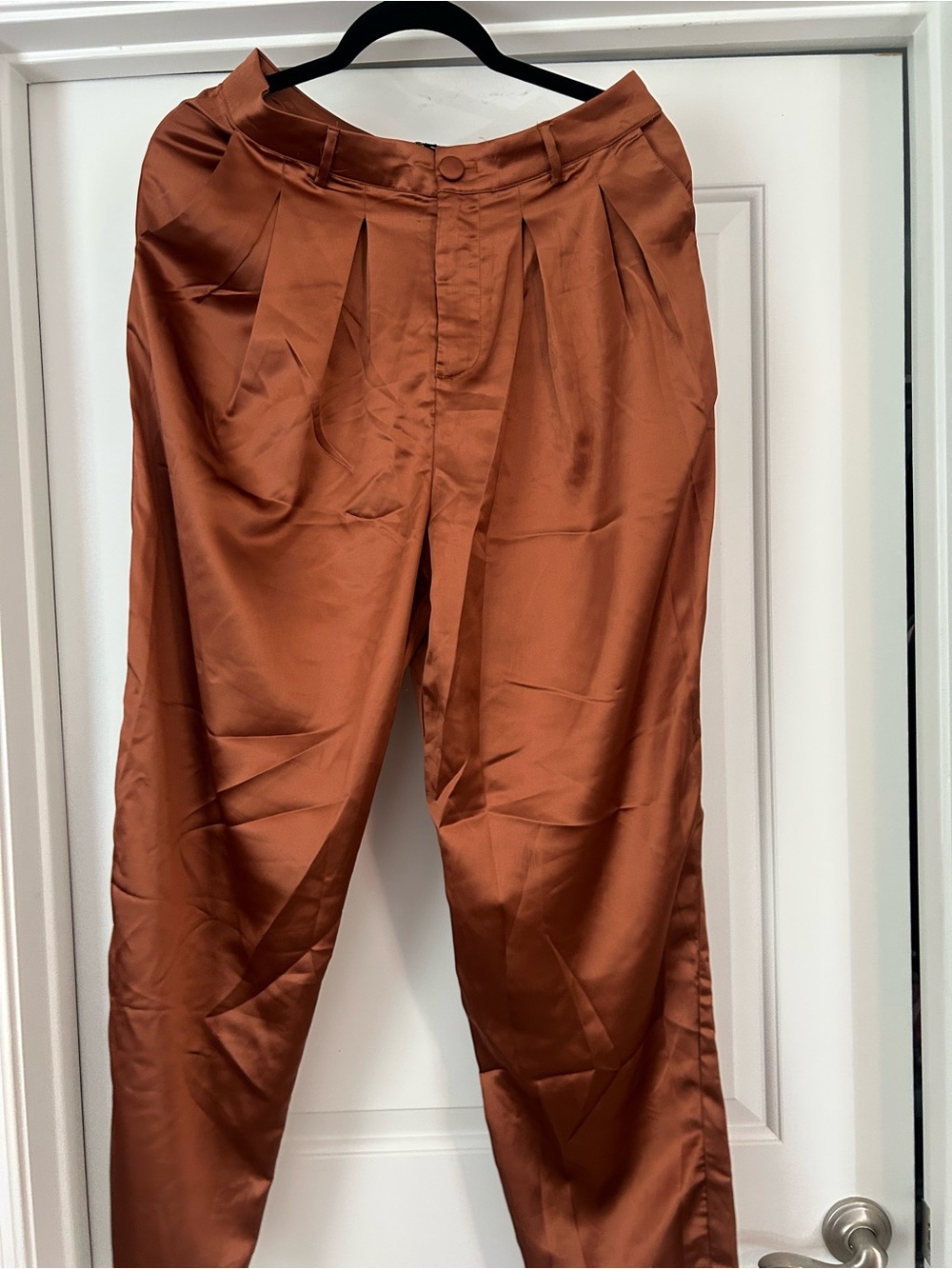 Fashion Nova Men's Pleated Dress Pants in Copper